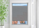 3-fe-cortina-plisada-inglass-15-sin-taladrar-hiflex-51003-gris-oscuro